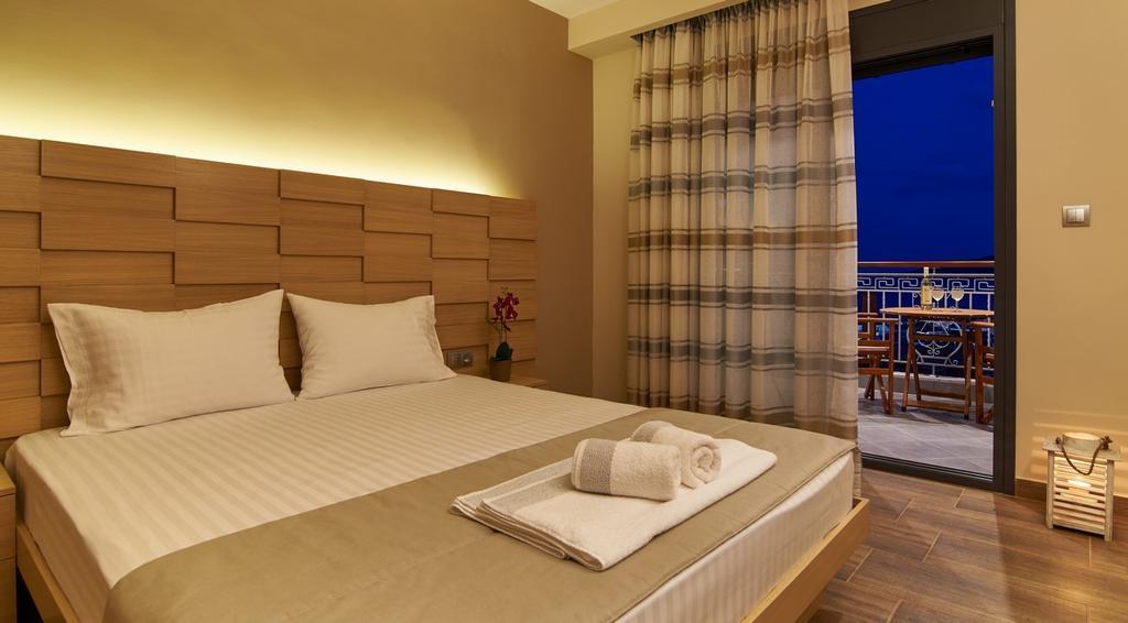 Athos Thea Luxury Rooms Sarti Pokoj fotografie