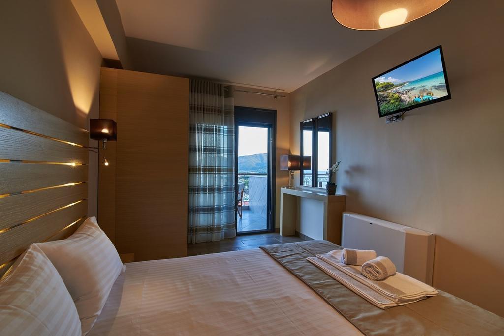 Athos Thea Luxury Rooms Sarti Pokoj fotografie