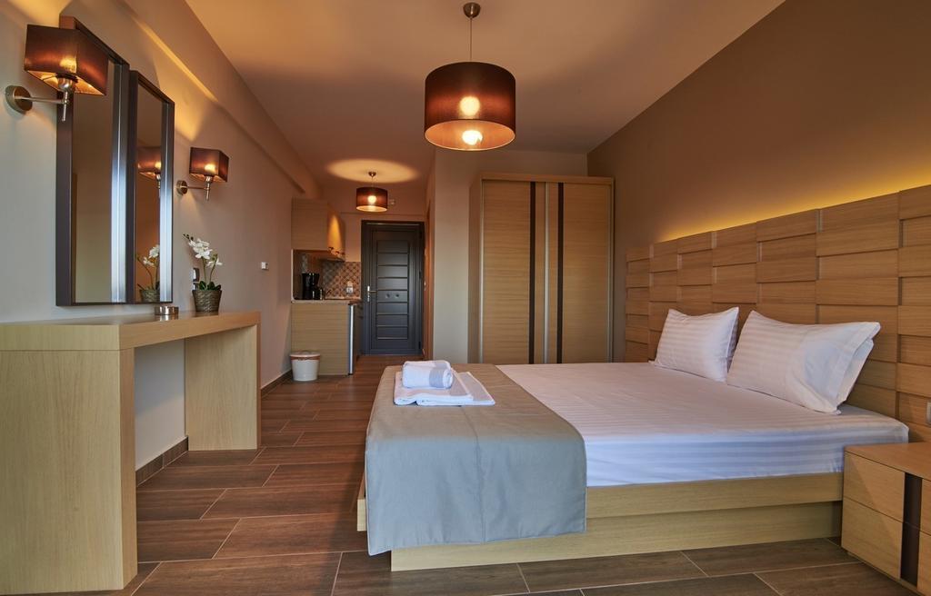 Athos Thea Luxury Rooms Sarti Pokoj fotografie